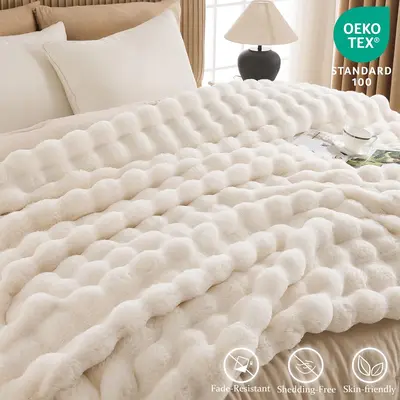 Raybee MarshMellow Soft Comforter -  Cozy Blanket for Couch, 750GSM  Fluffy Faux Rabbit Fur Blanket for Bed Sofa Living Room,Thick Warm Plush Women Girls Birthday Gifts