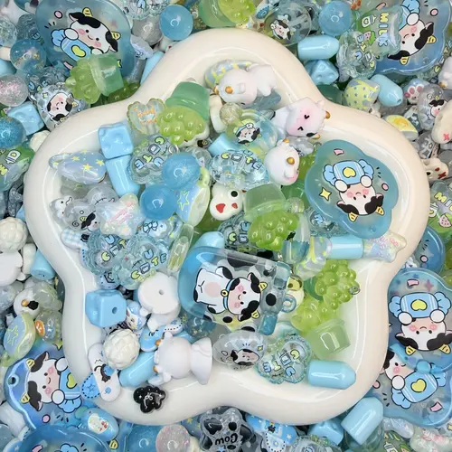 1  Acrylic Beads 10-16 mm Coloured Craft theme mix Beads Suitable for Making Bracelets DIY Jewellery Necklaces and Garments