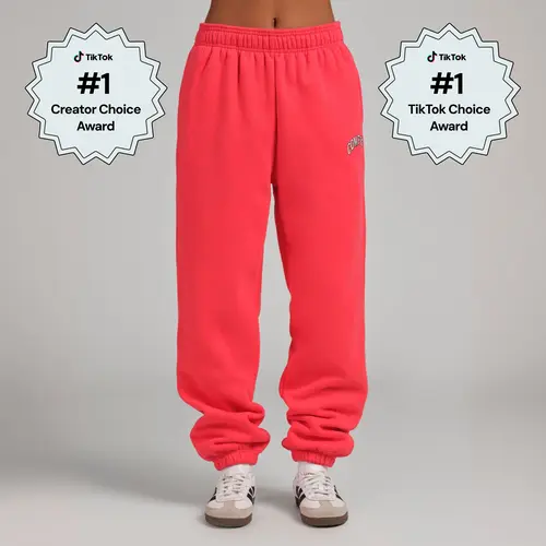 Comfrt | Varsity Logo Jogger | Collegiate Style Fleece Jogger Sweatpants