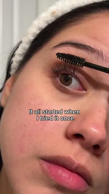 how can you not be obsessed with the results?! 😳🔥   #foryoupage #eyelashserum #eyelashgrowth #eyelash #browserum #lashserum #lashtok #thicklashes #eyelashgrowthoil #beauty #beautyhacks #viral #viralvideo #lashes #longlashes #prostaglandin #prostaglandinfree #purelyradiantbeauty #lashserumresults #fypシ゚viral 