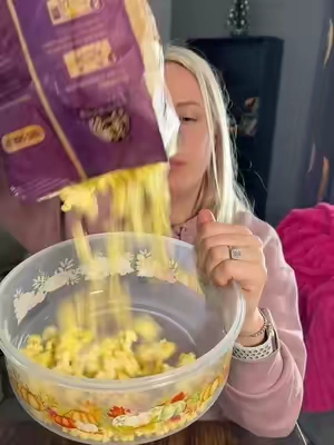 No more picking your teeth #tiktokshopcreatorpicks #popcorn 