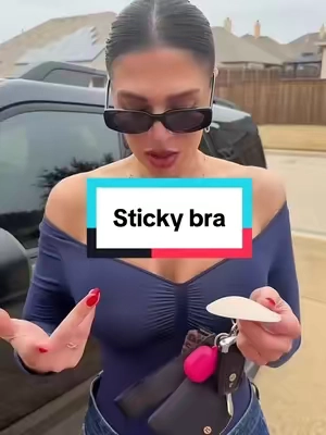 Replying to @Smileeslove wear these sticky covers with all your spaghetti strap tops and strapless outfits!! #straplessbra #bra #stickybra #stickyinserts #womensfashion 