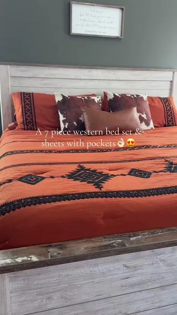 Absolutely obsessed with this bedding set😍🖤 #westerndecor #beddingdecor #beddingset #bedding 