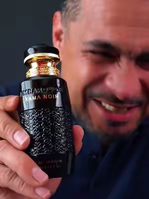 Kama Noir Amber Vanilla EDP 100ml es un perfume unisex cálido y dulce con notas de ámbar y vainilla cremosa. Fragancia larga duración tipo lujo nocturno perfecta para citas, salidas y noches especiales.  #PerfumesUnisex #AmberVanilla #FraganciaDeNoche #tiktokshopstockup #PerfumeLargaDuracion