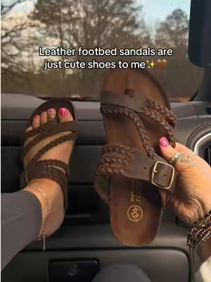 White mountain footbed sandals @QVC, Inc 🤎✨