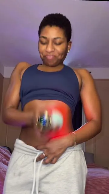 I’m gonna say it…Most people use lymphatic drainage tools wrong. Once I learned the right way my body stopped holding water. Perfect for debloating, sculpting waist, cellulite, recovery and muscle relief #lymphaticdrainagel#lymphaticmassageb#bodysculptingw#waterretentiond#debloat