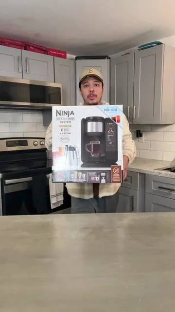Your old coffee maker doesn’t stand a chance #coffeemaker #teamaker #coldbrew #ninjahotandcoldbrew 