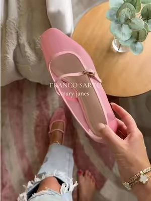 So cute 🎀🌸🍦 #francosarto #maryjaneshoes #womensflats #greenish @QVC, Inc 