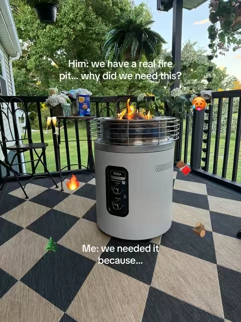 So worth the price to spend every night like this 🥹🤍  #ninjakitchen #ninjafireside #ninja360firepit #smokelessfirepit #dealsforyoudays 