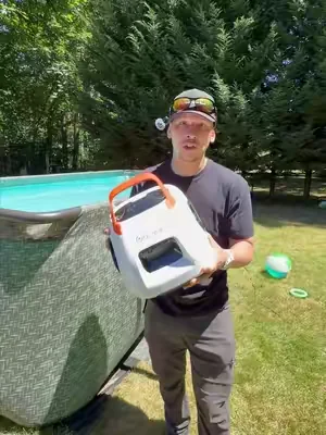 easiest pool vacuum I’ve owned #poolvacuum #poolcleaner #swimmingpool #poolvacuums #dealsforyoudays 