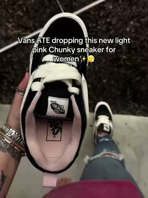 Comfortable VANS knu skool chunky sneakers for women @vans 🩷✨