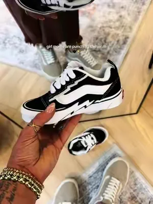 Vans little kids knu skool shoes 😮‍💨🖤 #vans #kidsshoes #boymom @vans 