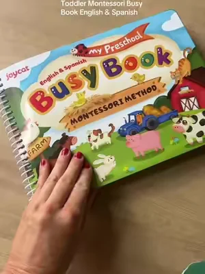 Montessori toddler, preschool busy book in English and Spanish! Skip the screen time and have them start learning at an early age from letters numbers, colors shapes and everything else! #BusyBook #Montessori #ToddlerBook #ToddlerBusyBook 