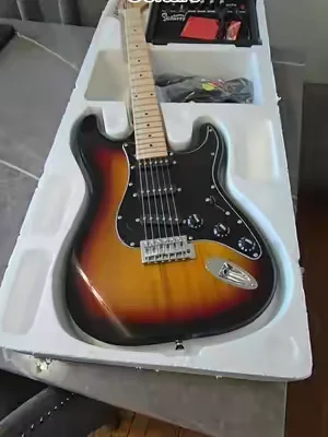 Si te gusta la mucico esta Guitarra es para ti #Guitars #mucica #Instrumento #ElectricGuitars #DealsForYouDays 