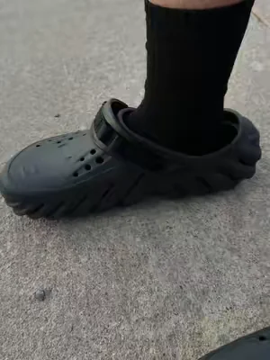 #crocsecho #coolcrocs #fashion 