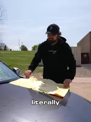IS THIS THE BEST DRYING TOWEL?? #blackline #fyp #detailing #cars #carcare 