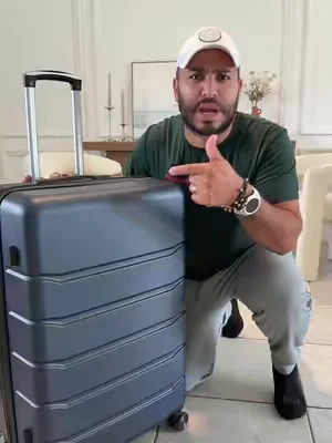 Viaja con mayor comodidad y organización con este set de maletas rígidas expandibles. Diseñadas con ruedas giratorias 360°, cerradura TSA y amplio espacio de almacenamiento, son ideales para viajes cortos, vacaciones familiares o escapadas de fin de semana. #TravelEssentials #LuggageSet #TravelMustHaves #dealsforyoudays #tiktokshopcreatorpicks 