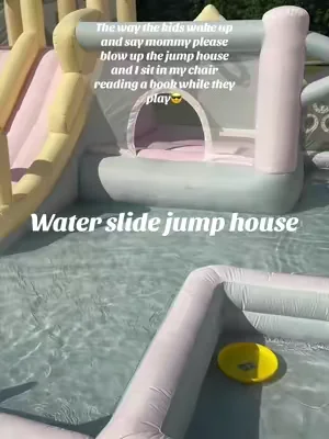 Seriously RUNNNN #waterslide #jumphouse #bouncehouse 
