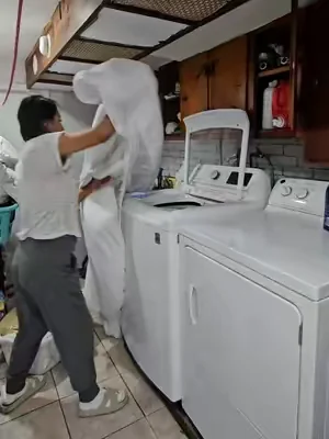 Asi consigo mis sabanas limpias y frescas cada semana, Highly Scented Laundry #tiktokshop #DealsForYouDays #laundryhack #jabón 