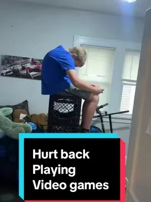 My son hurt his back playing video games on his old Gaming chair! #gamingchair #videogames #GamingSetup #videogamelover #gaming 