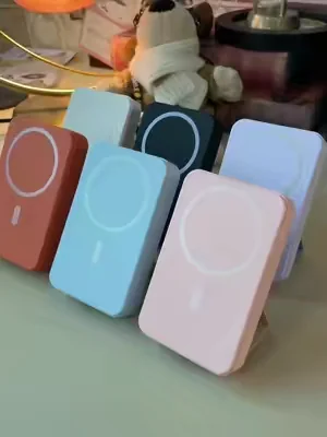 💝 TikTok made this power bank way too cheap!🔥✨🤩 #powerbank #wirelesscharging #magneticpowerbank #phonecharger #dealsforyoudays 