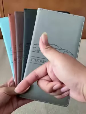 Mi mujer siempre tenía un lío de papeles en el coche y después de comprarle esta bolsa organizadora de archivos para el coche, ¡los papeles quedaron ordenados! 46J #cardholderwallet #carhacks #gift #🇺🇸 #tiktokmademebuyit           