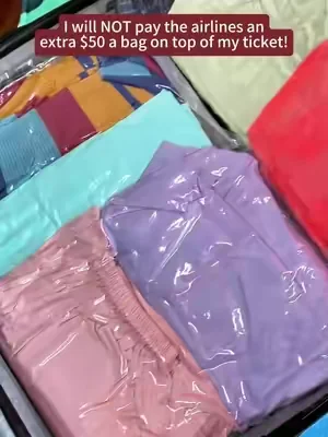 Now it's on sale with a 50% discount.#inspink #travelbag #tiktokshopmemorialday #TikTokShopDealsforYouDays #SummerWins