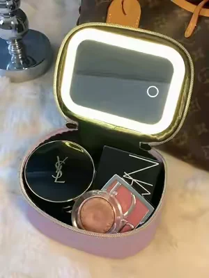 So cute💕#makeupbag #makeupmirror #summerVibes #mini #tiktokshop 