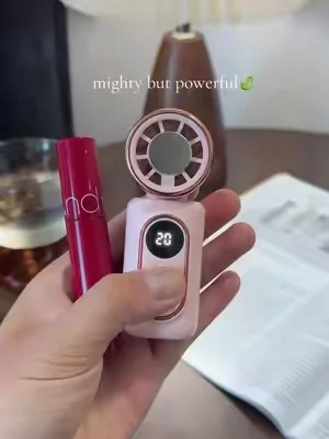 Don't buy this clip-on mini fan unless you hate being hot all summer 🥵 #SummerEssentials #ClipOnMiniFan #HandsFreeFan #TravelMustHave #dealsforyoudays 