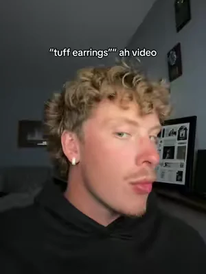 flyest earrings ever made fr #explore #earrings #fyp #streetwear #fypppppp 