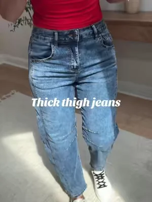 The jeans that look this good on the curvy girls #jeans #barreljeans #curvygirl