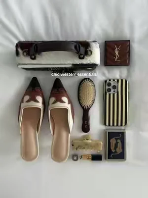 #heels #kittenheels #westernfashion #westernstyle #chic 