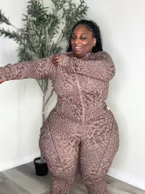 Plus size woman trying on the viral Brown, leopard glow mode outfit ##PlusSize##Fashion##ForYou##fyp##tiktokshop