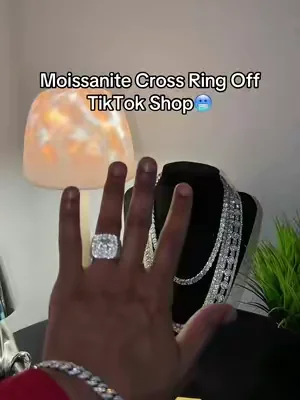 #moissanite #crossring #moissanitejewelry #moissanitering #ring 
