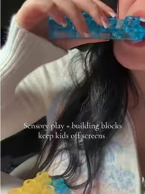 For kids who need something to do with their hands ✨ #buildingblocks #giftideasforkids #sensoryplay #dealsforyoudays #screenfreeplay 