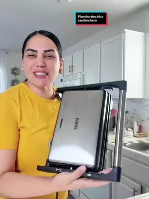 Prensa para panini YASHE, sandwichera de 1200 W, máquina para panini con placas de aluminio fundido y revestimiento antiadherente, capacidad para 2 rebanadas de pan, apertura de 180 grados, fácil de limpiar y versátil.#tiktokshopcreatorpicks #dealsforyoudays #planchaelectrica #parrillaelectrica #cocina 