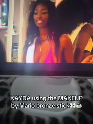 KAYDA using the MAKEUP by Mario bronze stick👀☕️ #kayda #LoveIsland #fyp #viral 