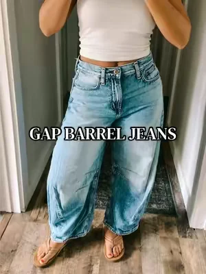 Whyyy are barrel jeans hated for no reason I think these are so comfy & cute 💕 @Gap #barreljeans #jeansforwomen #gapjeans #gappartner #widelegjeans 