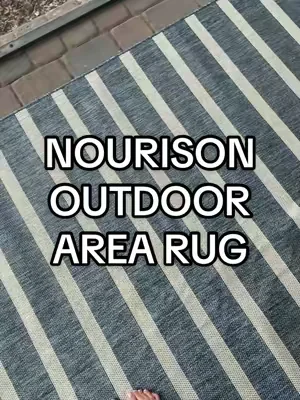how perfect 🤭 #outdoorrug #arearug #Summer #tiktokshopcreatorpicks #dealsforyoudays 