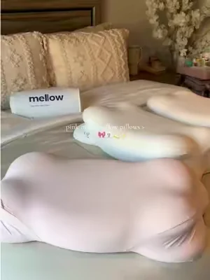 I cannot get enough of these pillows!! ☁️🎀💫✨ #mellow #bedding #tiktokshop #dealsforyoudays #cozy 