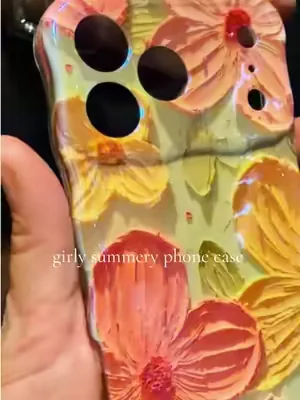 So cute and different ✨🫶🏻 #phonecase #floral #dealsforyoudays #summervibes #summerwins 