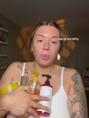 She is not dirty. She just needs to exfoliate love women are misinformed on the overgrowth of sebum ##dealsforyoudays##summerwins##medicubeskincare