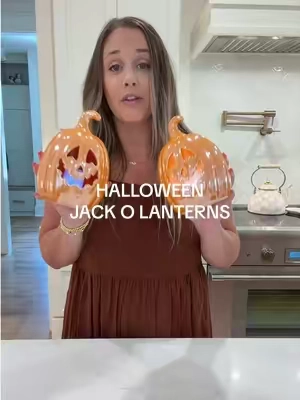The cutest set of glowing Jack-o-lanterns from @QVC, Inc so fun for Halloween ! 🎃 #halloween #jackolantern #pumpkindecor #halloweendecorations #qvc 