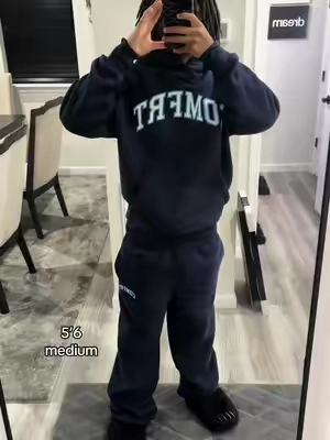 these sweats are so clean #fyp #fashion #comfrt #viral #baggyclothes 
