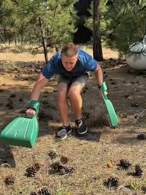 Yard scoops #yardwork #qvc #yardcleanup #leafcleanup 