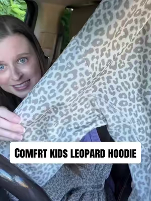 Moms did you see that Comfrt just dropped the CUTEST collection for back to school!? 🐆 #comfrt #comfrtkids #kidsclothes #backtoschool @Comfrt 