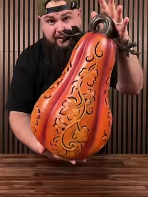 The Valerie Parr Hill Illuminated Gourd 🎃 Check link for current pricing #valerieparrhill #qvc #falldecor #tiktokshopcreatorpicks #homedecor 