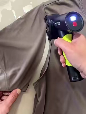 Stop Cutting Slowly! Upgrade To Electric Fabric Shears #ElectricScissors #CordlessCutter #DIYTools #SewingTools #HouseholdGadgets 