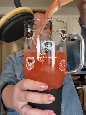 These are gonna go FAST 😮‍💨🎃🖤 the cutest glass tumblers from @QVC, Inc #halloween #halloweentumbler #glasstumbler #spookyseason #cutecups 