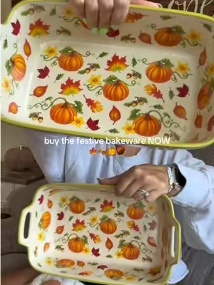 these fall prints are just TOO GOOD👏🏽 @QVC, Inc  #bakeware #dishes #fall #pumpkindecor #pumpkinseason 